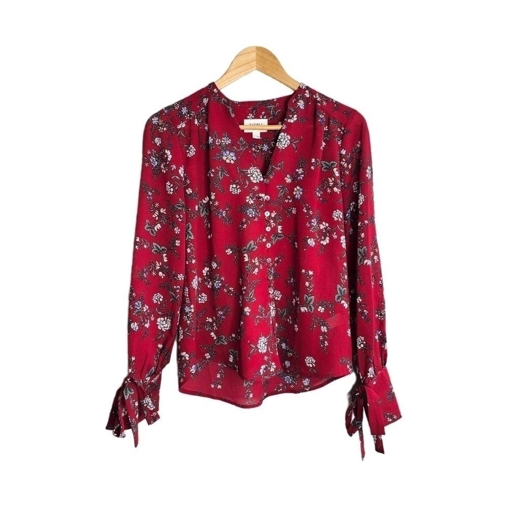 Anthropologie Everly top floral print red v-neck long sleeve button small